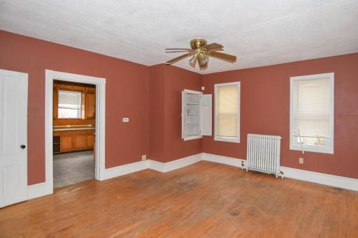 1810 Bryant Avenue N, Minneapolis, MN 55411