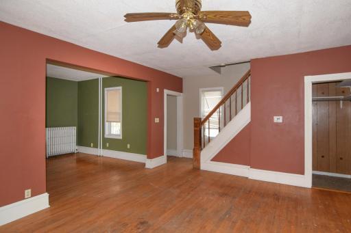 1810 Bryant Avenue N, Minneapolis, MN 55411