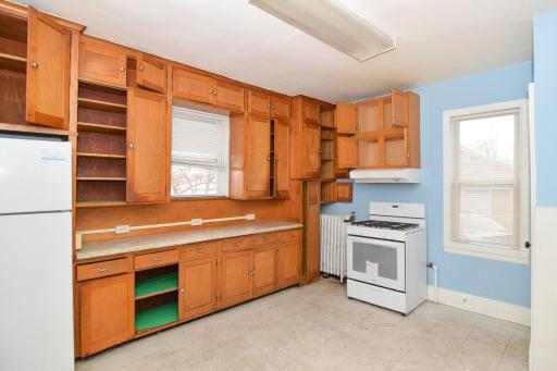 1810 Bryant Avenue N, Minneapolis, MN 55411