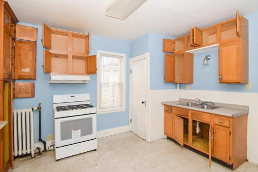 1810 Bryant Avenue N, Minneapolis, MN 55411