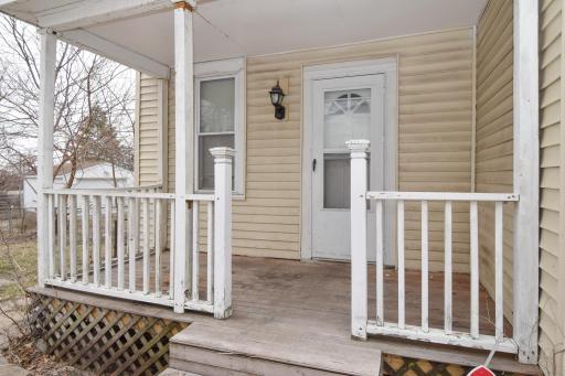 1810 Bryant Avenue N, Minneapolis, MN 55411