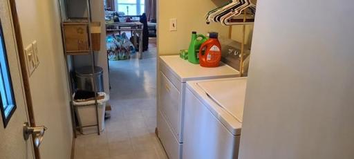 05- main floor laundry