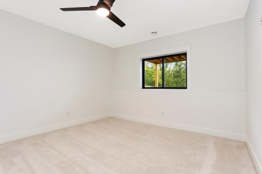 7656 Longview Lane, Prior Lake, MN 55372