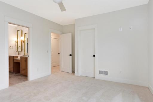 7656 Longview Lane, Prior Lake, MN 55372