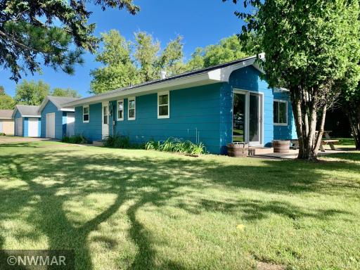 222 Minnesota Ave, Warroad, MN 56763