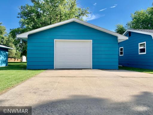 222 Minnesota Ave, Warroad, MN 56763