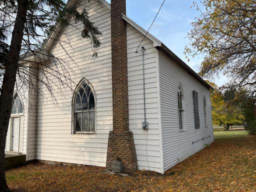 201 N Oak Street, Clitherall, MN 56524