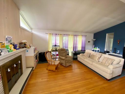 Photo for 12800 Dupont Avenue S, Burnsville, MN 55337 - Listing #6244531 12800 Dupont Avenue S, Burnsville, MN 55337