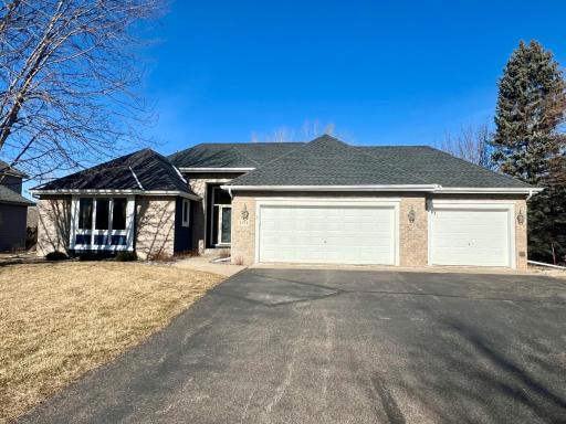 3175 Olive Lane N, Plymouth, MN 55447