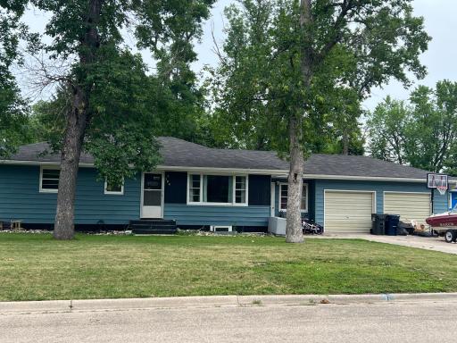 504 W 8th Street, Morris, MN 56267