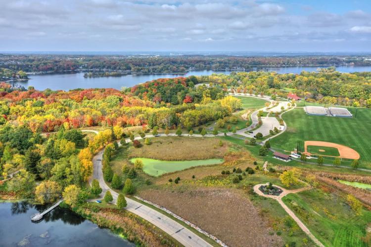 Lake Front Park is just one of 55 parks located in Prior Lake. Offering sports fields, skate rinks, amphitheater & much more. Only 4 miles from Springview.