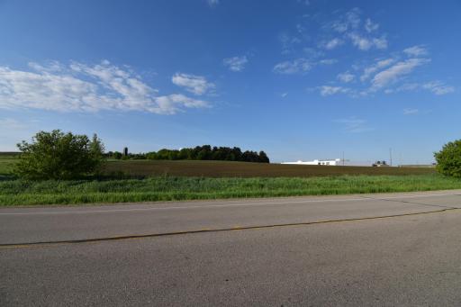 683 County Road T, Hammond, WI 54015