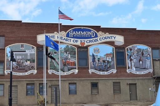 683 County Road T, Hammond, WI 54015