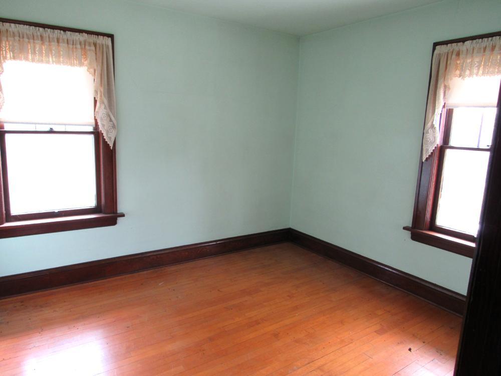 bed2.jpg