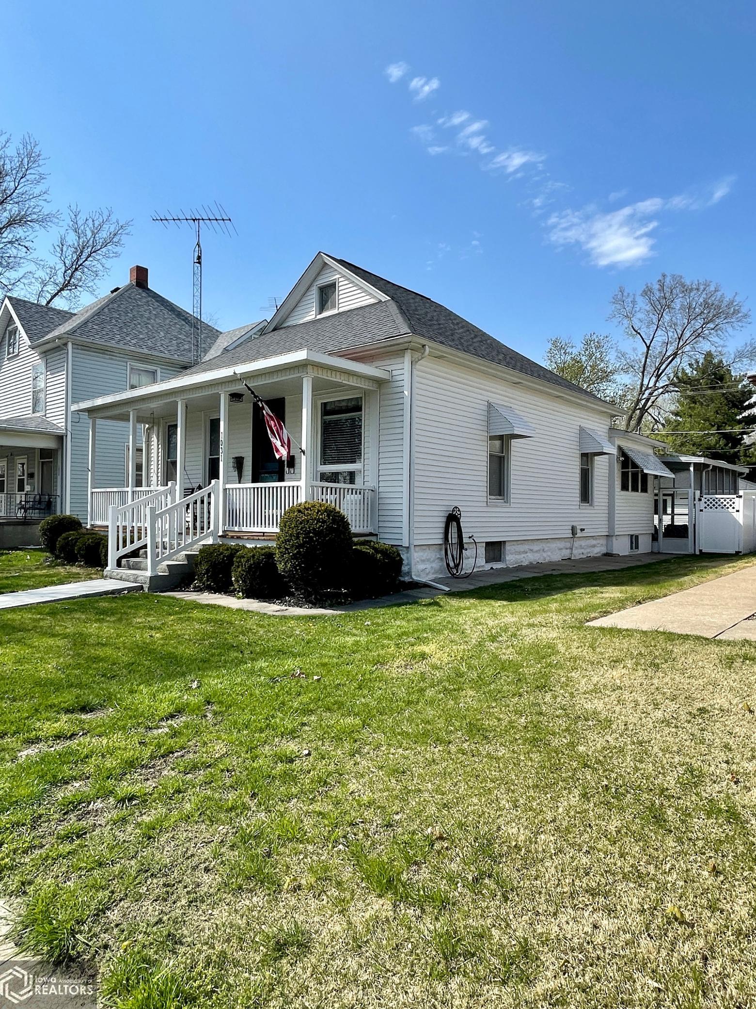1031 Avenue G, Fort Madison, Iowa 52627-4532, 3 Bedrooms Bedrooms, ,2 BathroomsBathrooms,Single Family,For Sale,Avenue G,6187609
