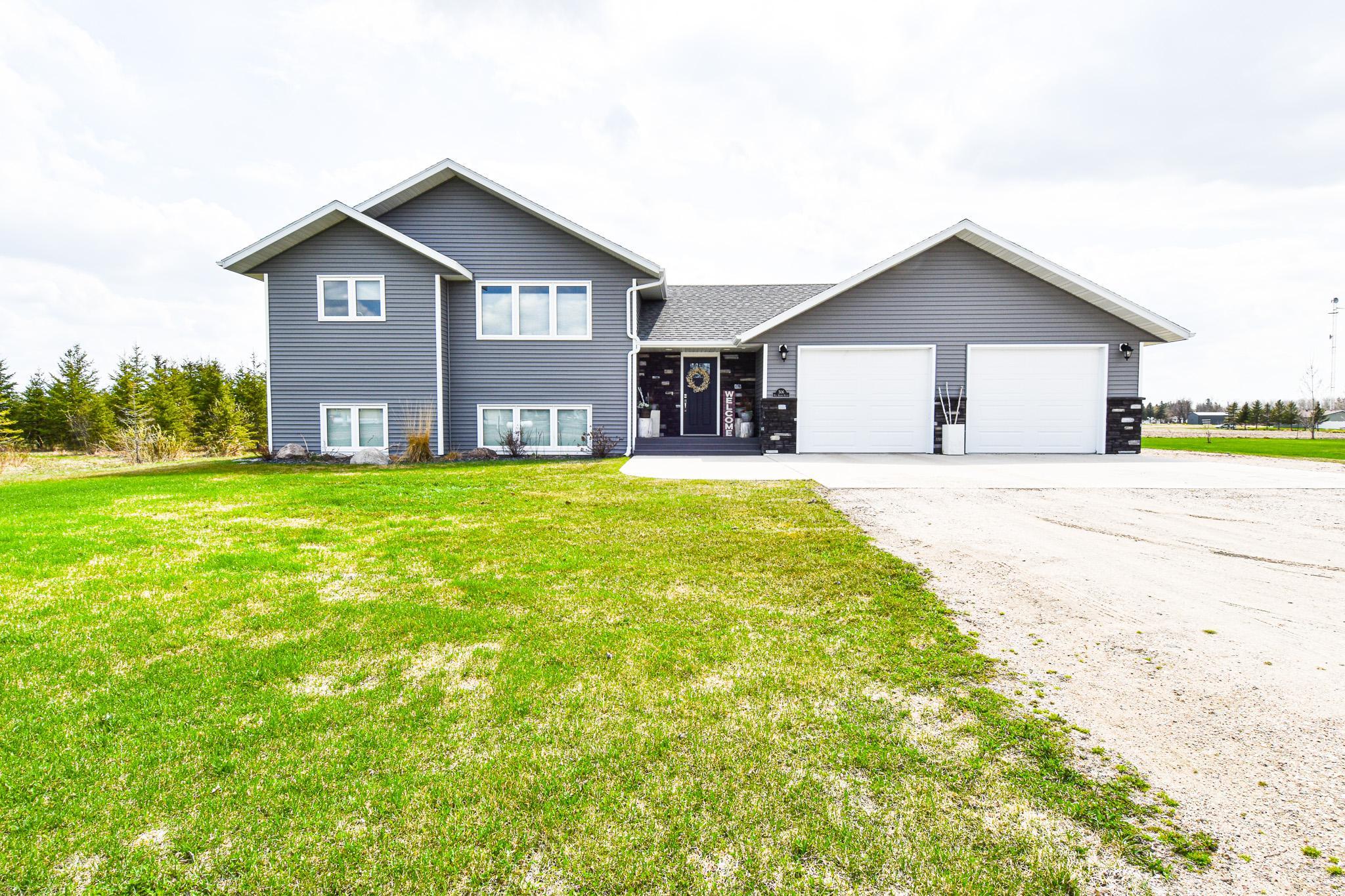 506 Hill Avenue, Middle River, MN 56757