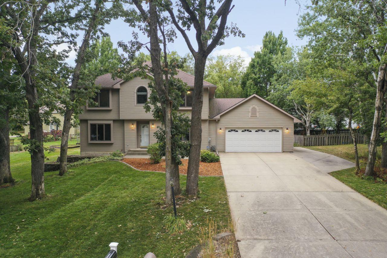 Photo for 1402 18th Street SW, Austin, MN 55912 - Listing #6428612 1402 18th Street SW, Austin, MN 55912