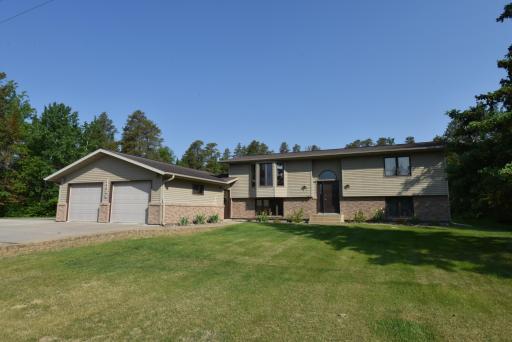 56461 Birchwood Drive, Warroad, MN 56763