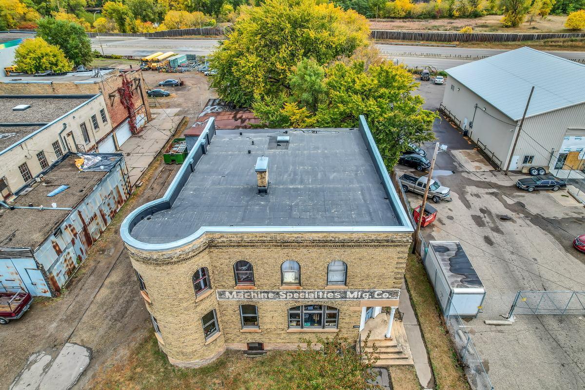 4400 N Lyndale Ave-21.jpg