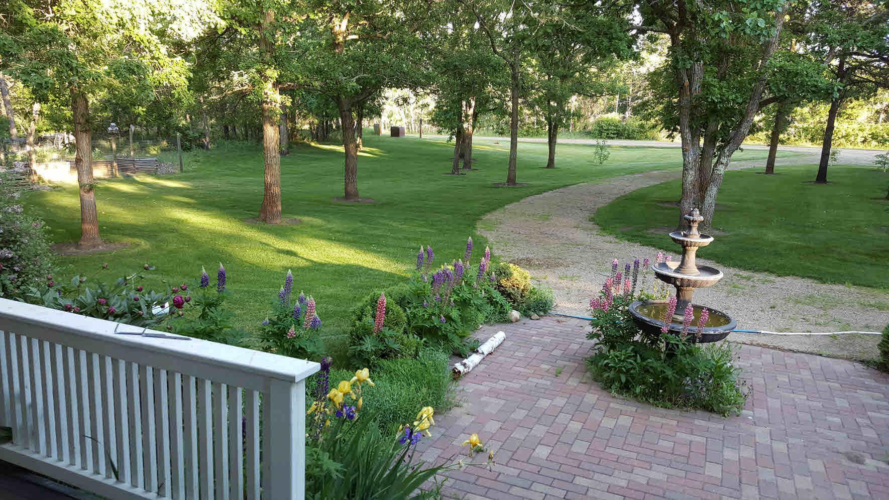 Beautiful Landscaping.jpg