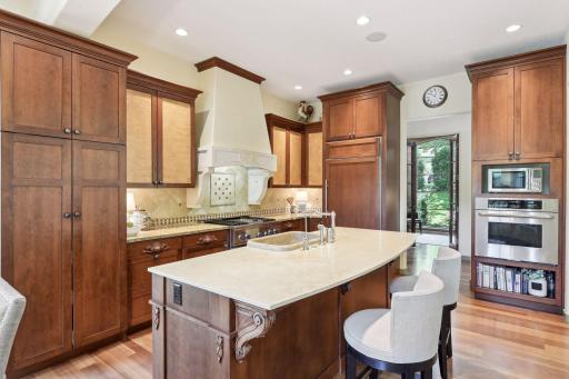 4165 Trillium Lane E, Mound, MN 55364