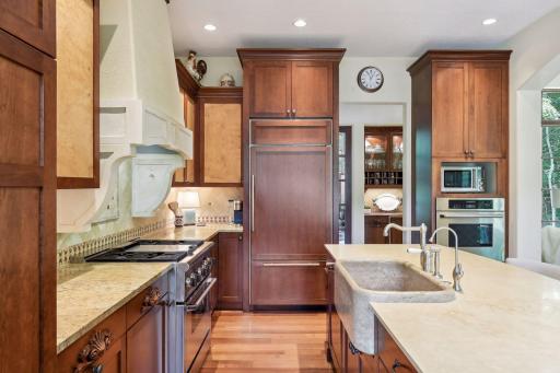 4165 Trillium Lane E, Mound, MN 55364