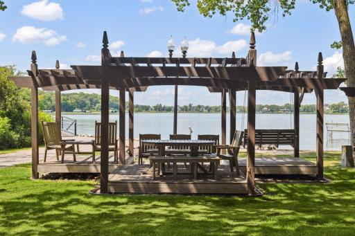 4165 Trillium Lane E, Mound, MN 55364