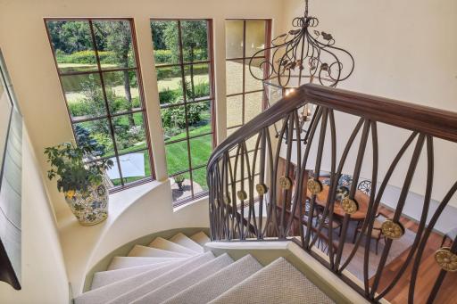 4165 Trillium Lane E, Mound, MN 55364