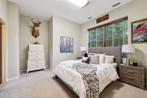 4165 Trillium Lane E, Mound, MN 55364