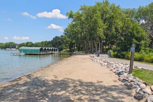 4165 Trillium Lane E, Mound, MN 55364