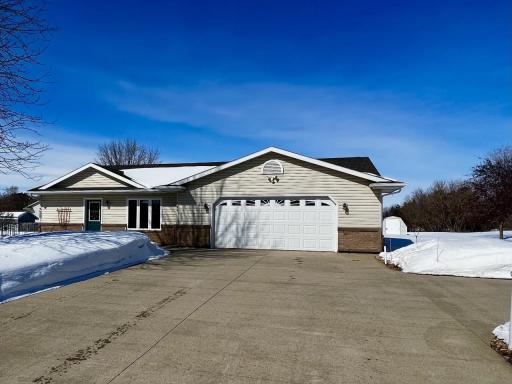 2782 Le Homme Dieu Hts Ct NE, Alexandria, MN 56308- Welcome home! This 3 bedroom, 3 bath home is centrally located and offers wide open spaces inside and out. Close the lakes and walking trails. Walk to the Le Homme Dieu Beach! Almost a 3/4 acre lot.