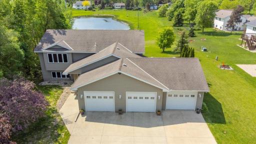 1010 22nd Street E, Glencoe, MN 55336