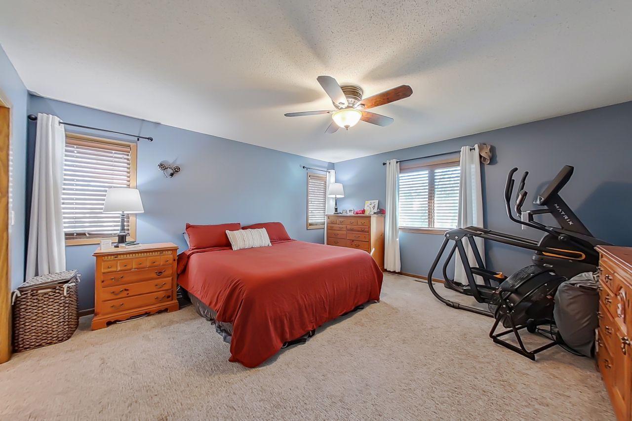 Photo for 1207 19th Street SW, Austin, MN 55912 - Listing #6460650 1207 19th Street SW, Austin, MN 55912