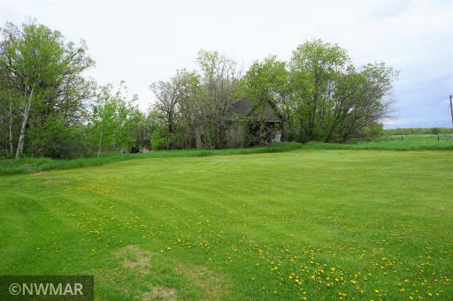 25598 County Road 37, Badger, MN 56714