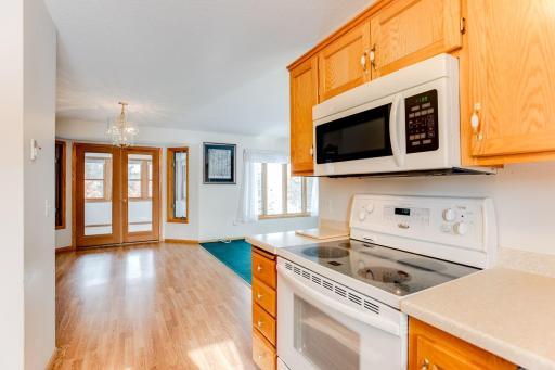 1981-Pine-Oak-Ln-014