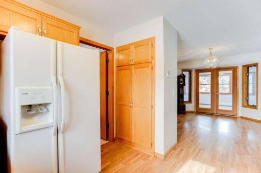 1981-Pine-Oak-Ln-015