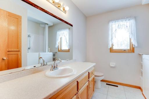 1981-Pine-Oak-Ln-020