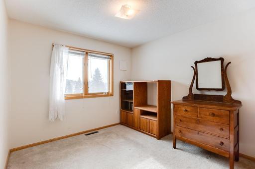 1981-Pine-Oak-Ln-024