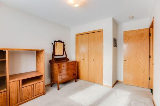 1981-Pine-Oak-Ln-025