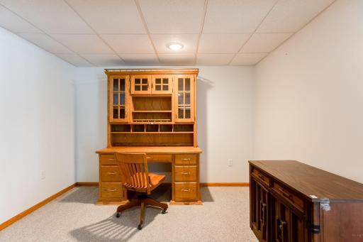 1981-Pine-Oak-Ln-029