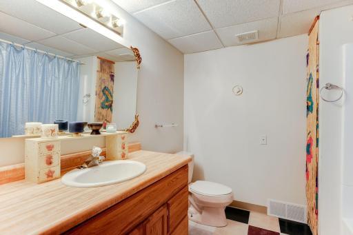 1981-Pine-Oak-Ln-032