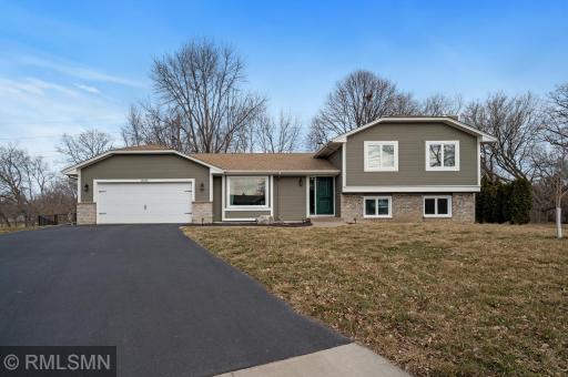 15320 68th Place N, Maple Grove, MN 55311