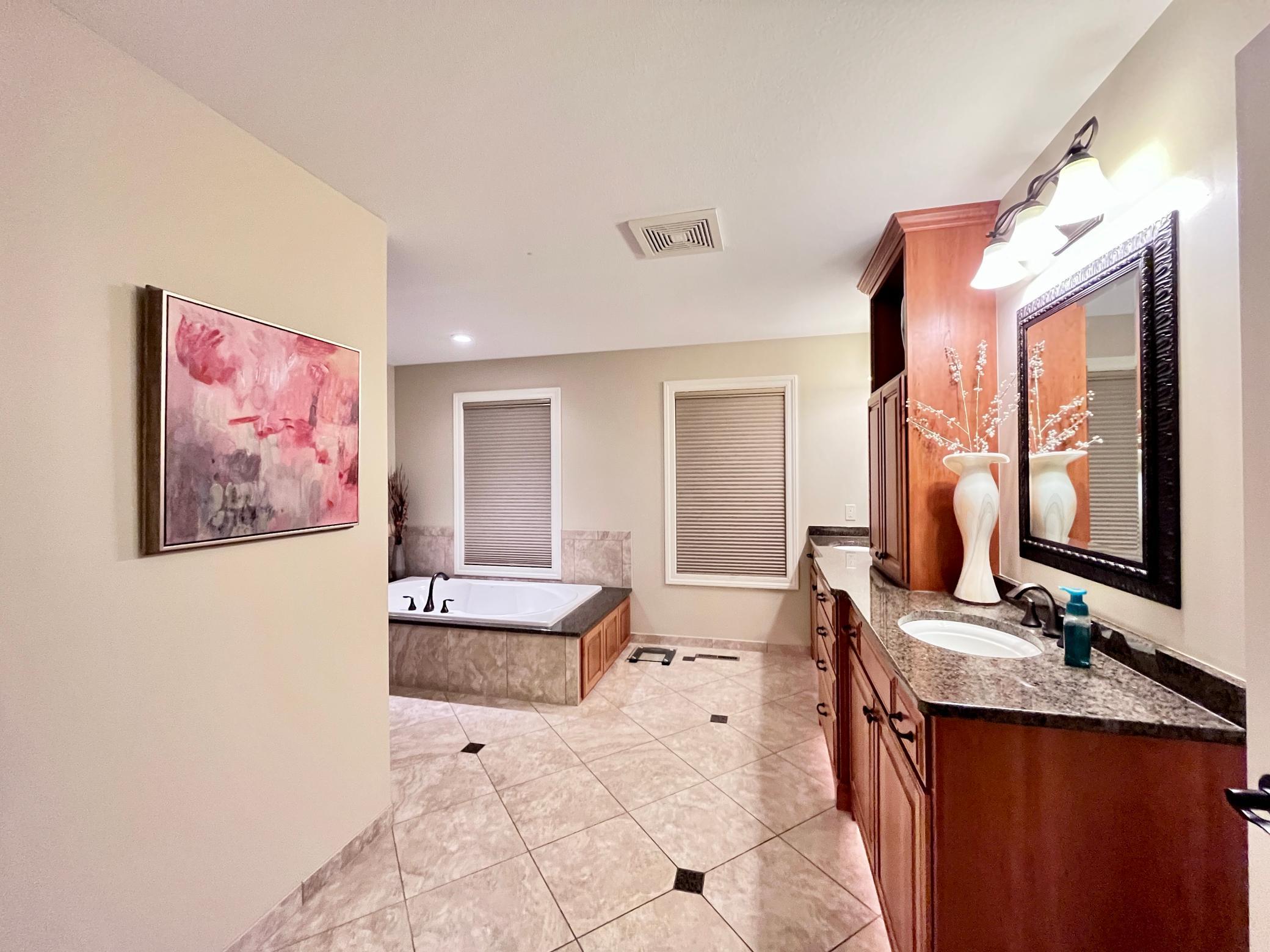 Photo for 941 Wicklow Lane SW, Rochester, MN 55902 - Listing #6409720 941 Wicklow Lane SW, Rochester, MN 55902