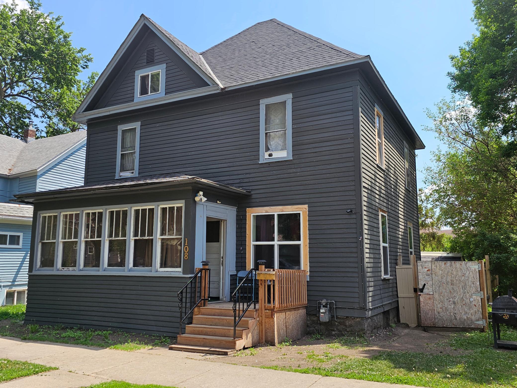 108 E Summit Ave, Fergus Falls, MN 56537