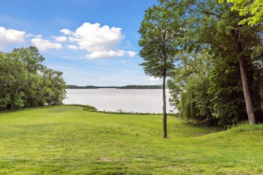 580X Hardscrabble Circle, Minnetrista, MN 55364