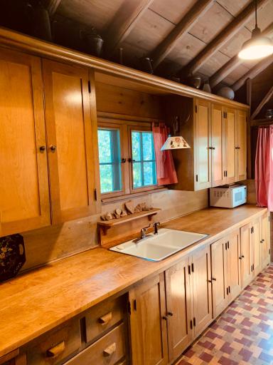 6006 Rollins Creek Road, Lutsen, MN 55612