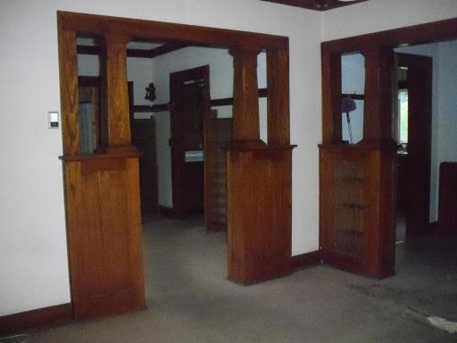 Original columns between living & dining area - and living & foyer areas
