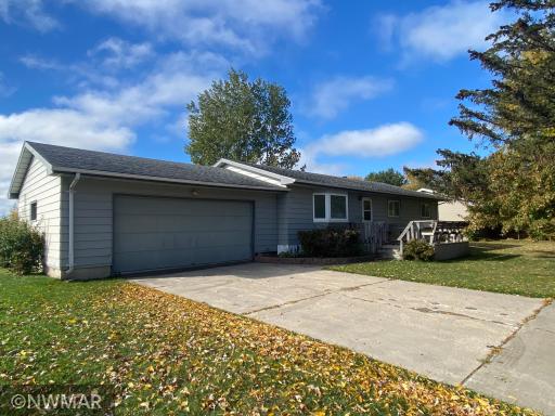 1618 Stevens Drive, Thief River Falls, MN 56701