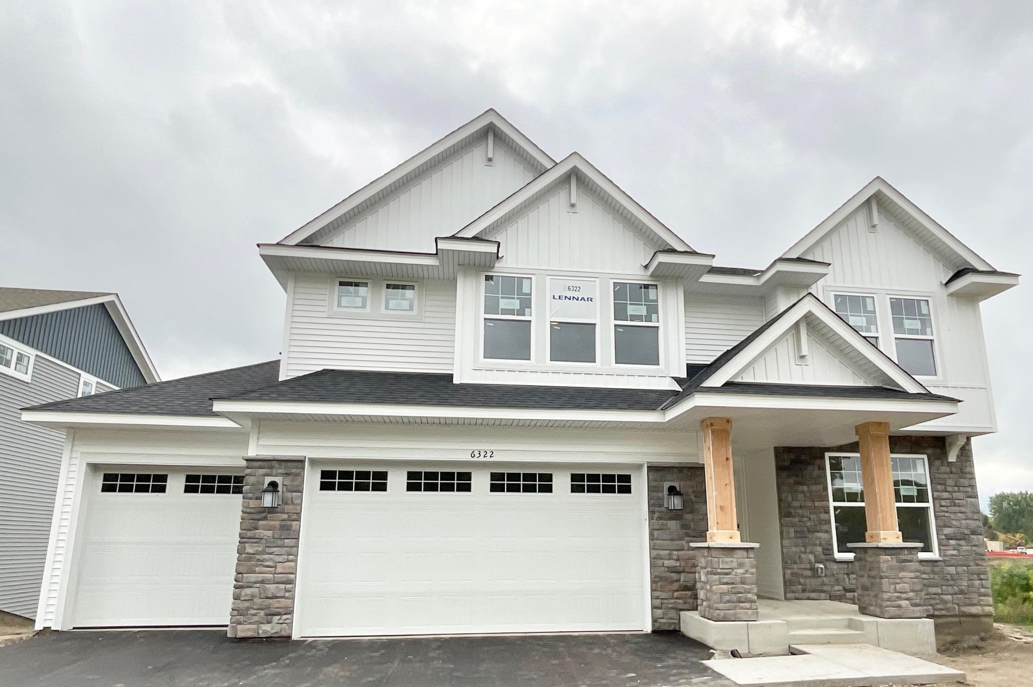The Washburn is one of Lennar’s most popular plans offering over 4400 finished square feet with a completed basement. There are 5 bedrooms and 5 bathrooms. The home is in progress with completion estimated end of October.