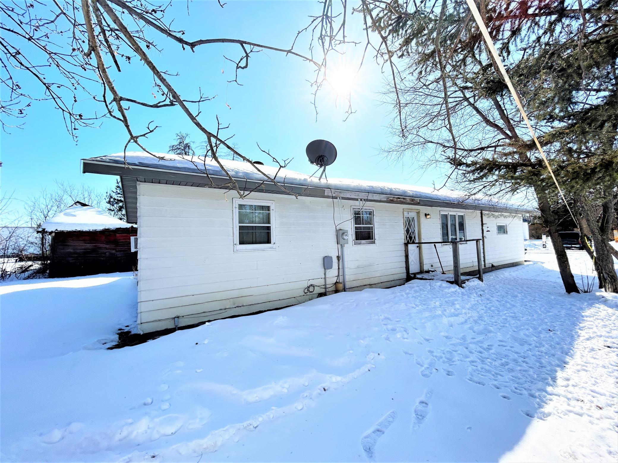 330 Meloney Avenue, Williams, MN 56686